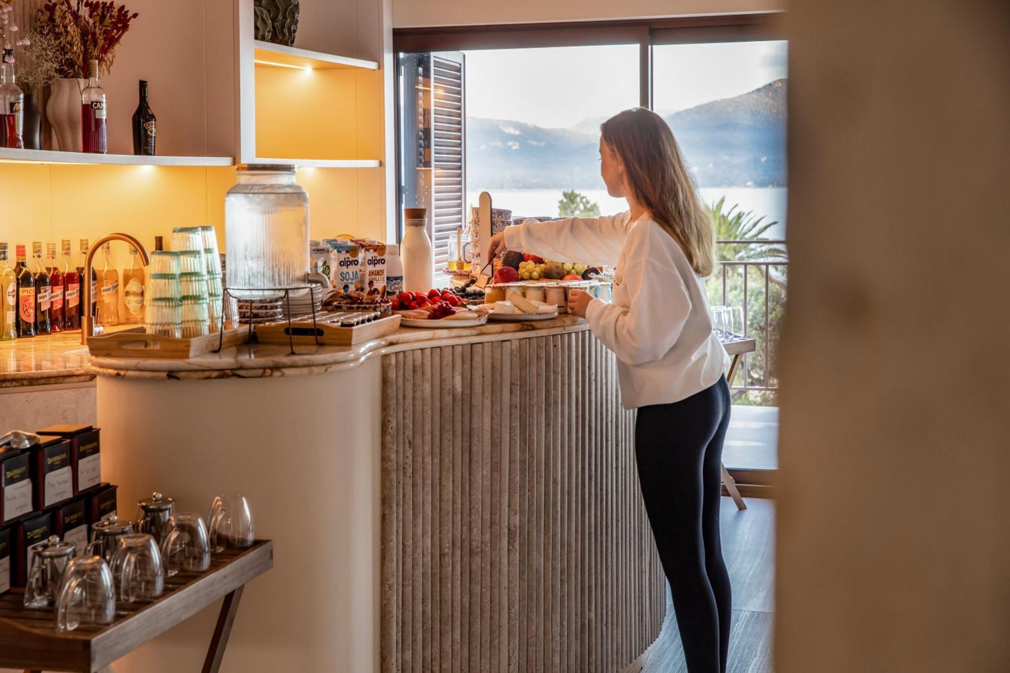 Tinah Saint-Tropez Hotell Exteriör bild
