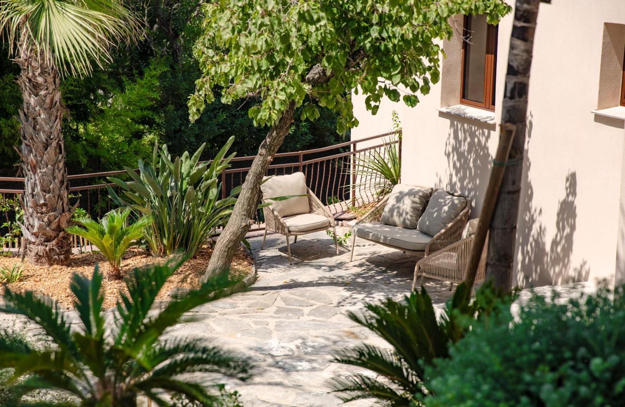 Tinah Saint-Tropez Hotell Exteriör bild